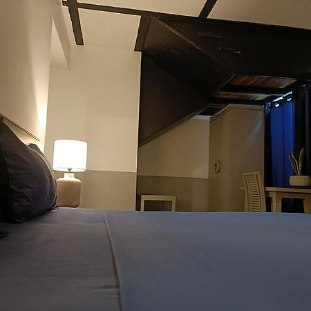 Hangover Hostels Елла Екстер'єр фото