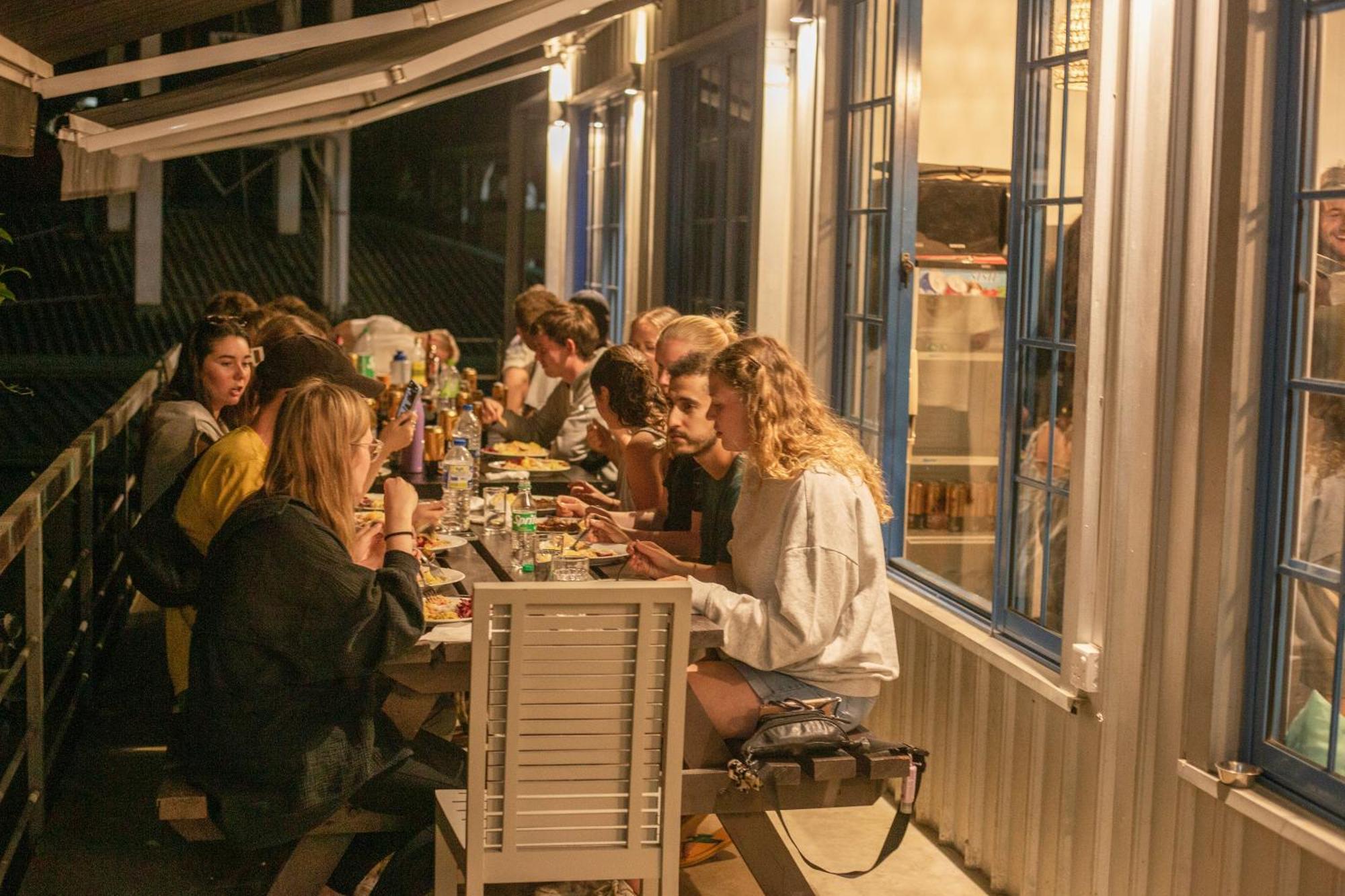 Hangover Hostels Елла Екстер'єр фото