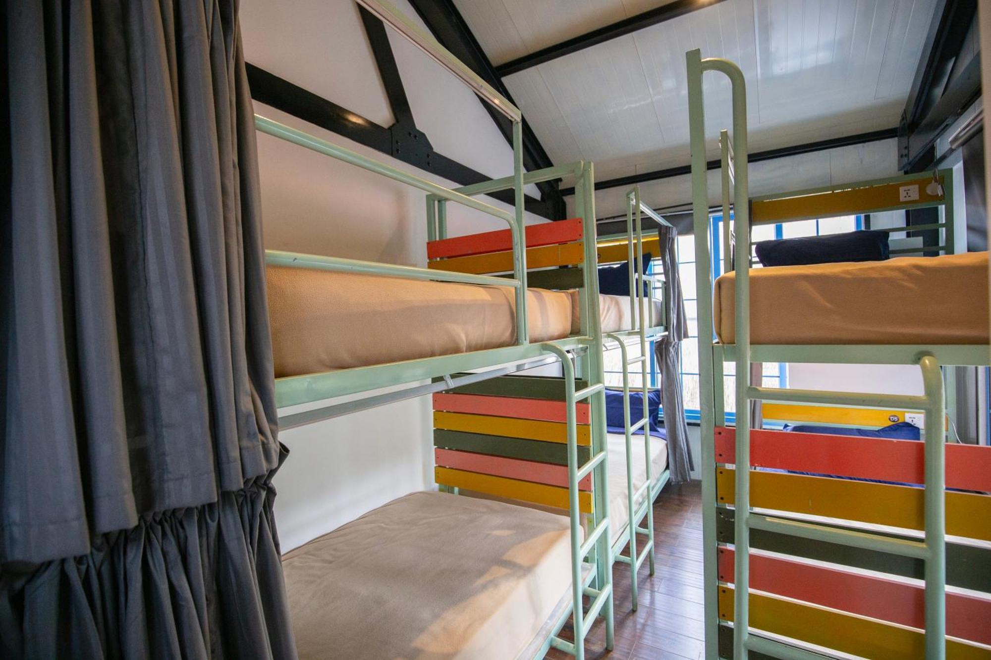 Hangover Hostels Елла Екстер'єр фото