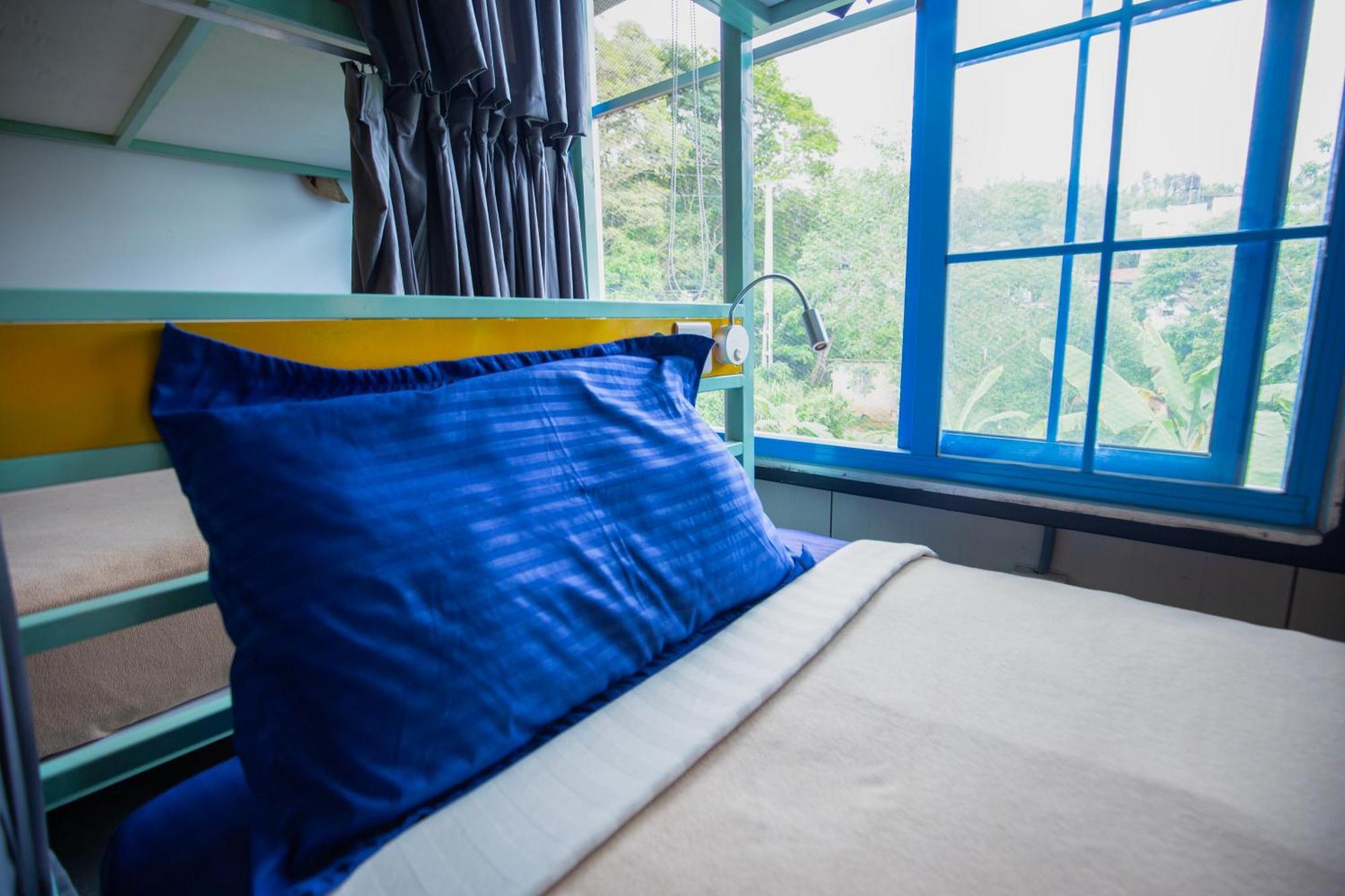 Hangover Hostels Елла Екстер'єр фото