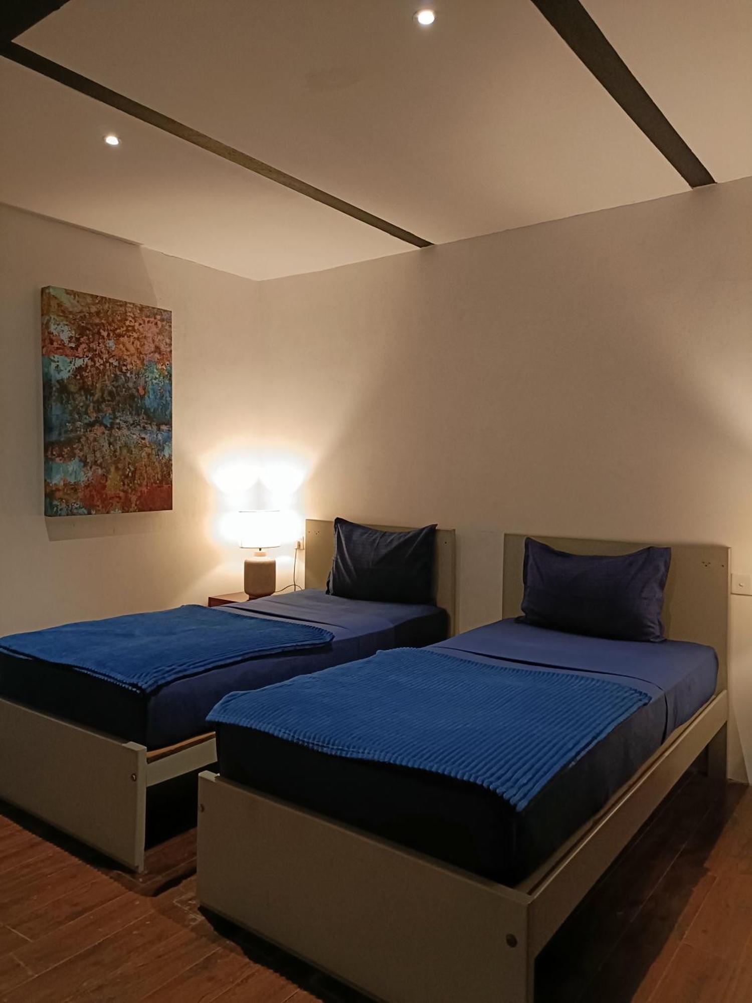 Hangover Hostels Елла Екстер'єр фото